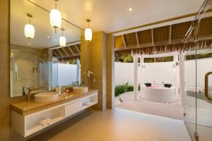 Bandos Maldives, photograph 5.