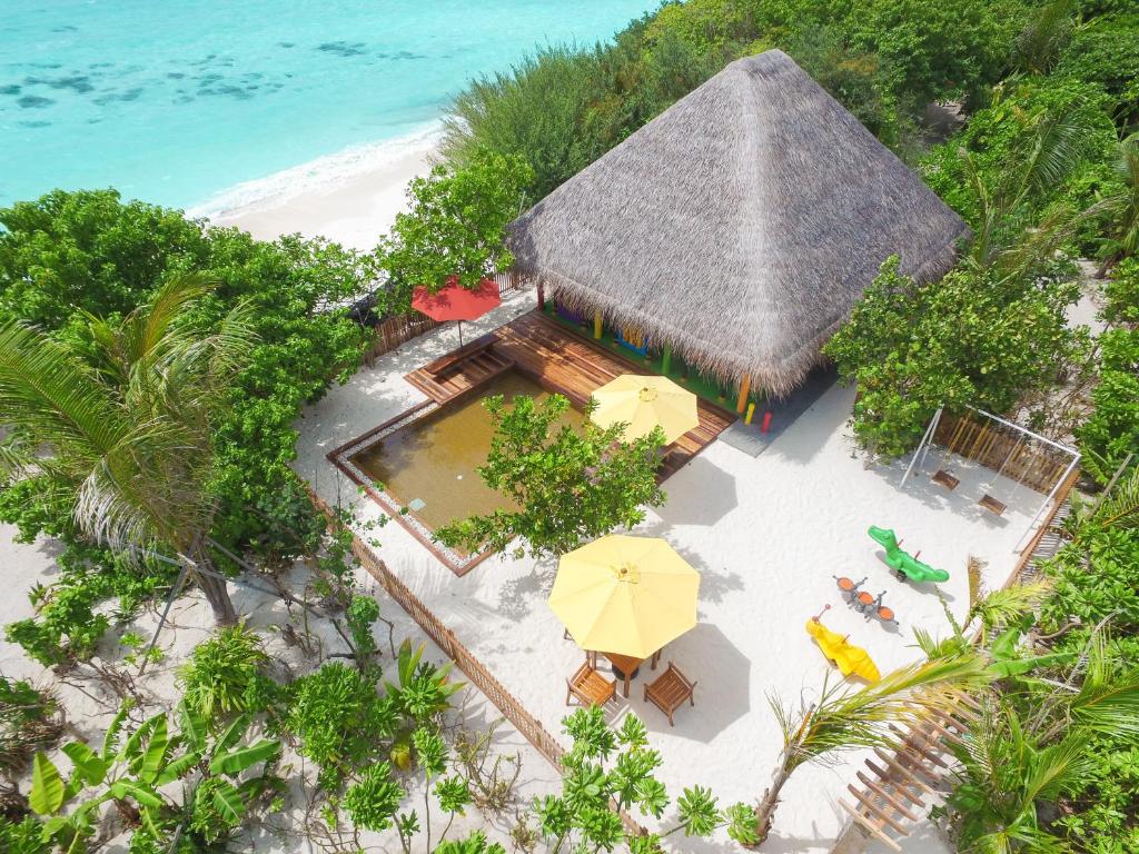 Dhigufaru Island Resort, photograph 1.