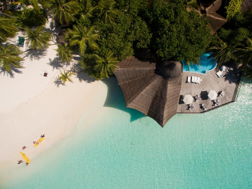 Thulhagiri Island Resort & Spa, photograph 2.