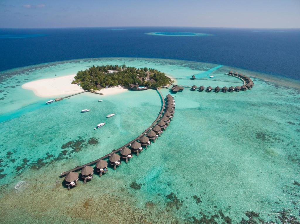Thulhagiri Island Resort & Spa, photograph 5.