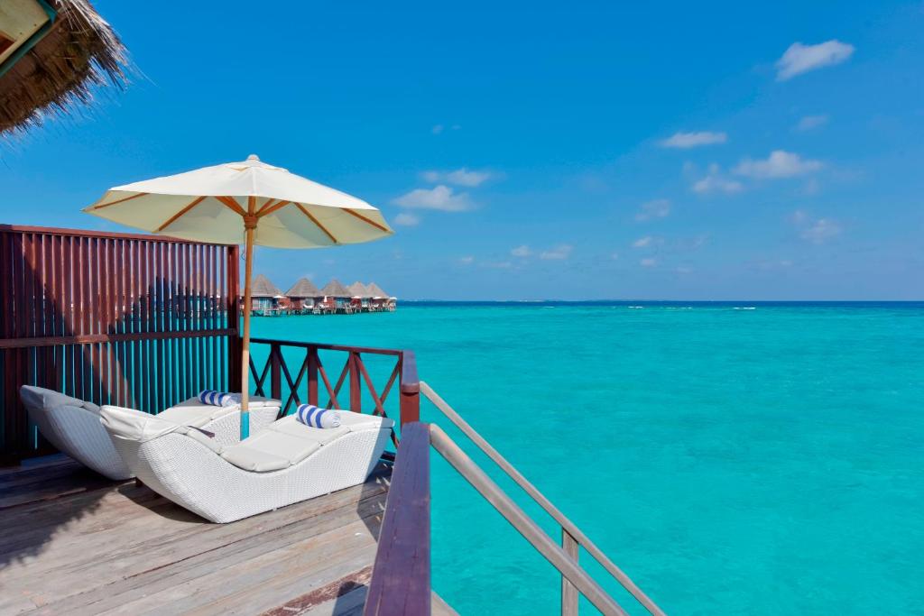 Thulhagiri Island Resort & Spa, photograph 6.